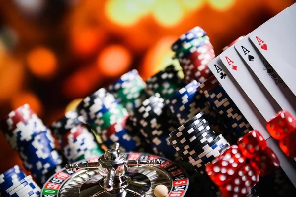 harian sydney mobile app interface showing football markets and live-dealer tables
